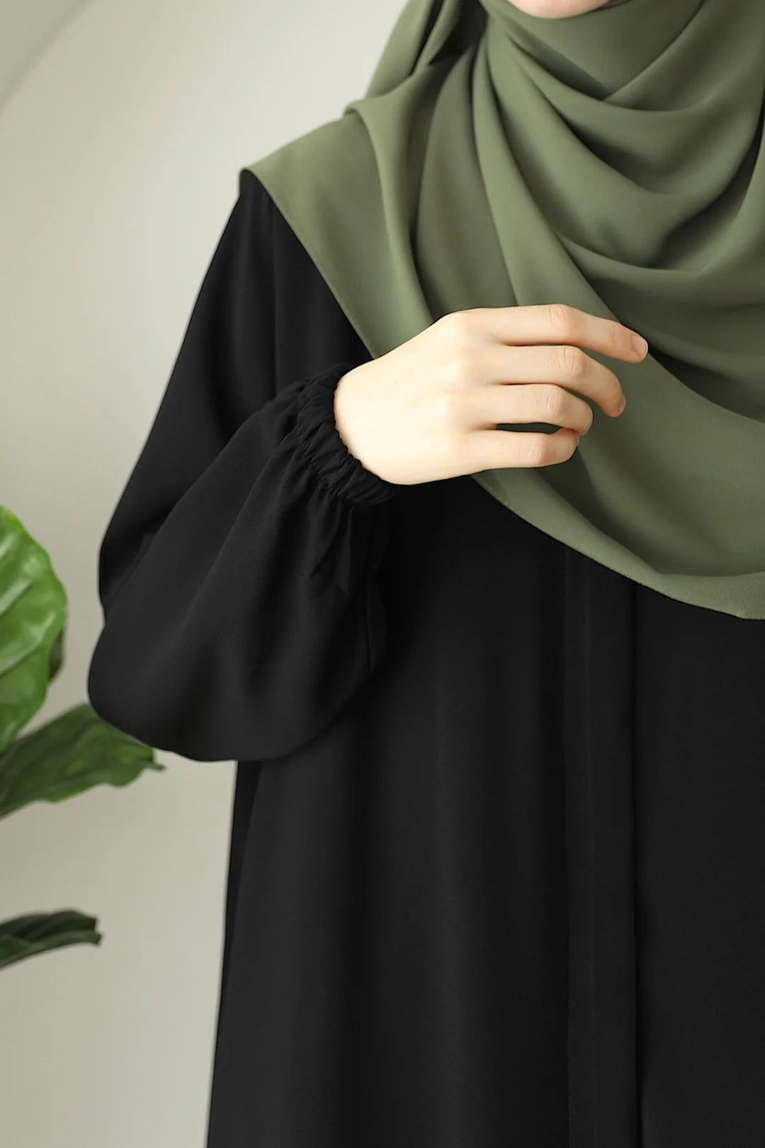 Abaya à poche zippée