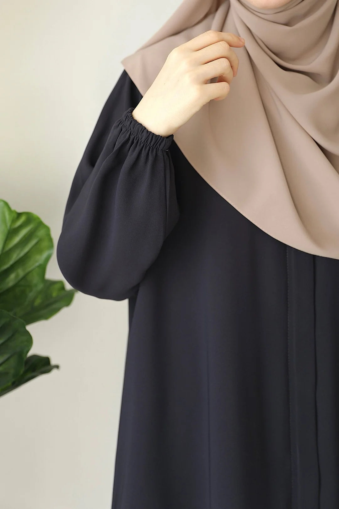 Abaya à poche zippée